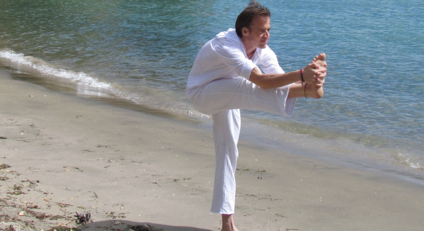 Head to knee pose II